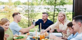 Single Holidays – Enjoy Time With You!