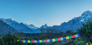 Conquering the Roof of the World: A Complete Guide to the Everest Base Camp Trek