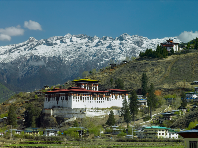 Cultural Travel in Darjeeling and Sikkim: Tradition, Tea, and Timeless Charm